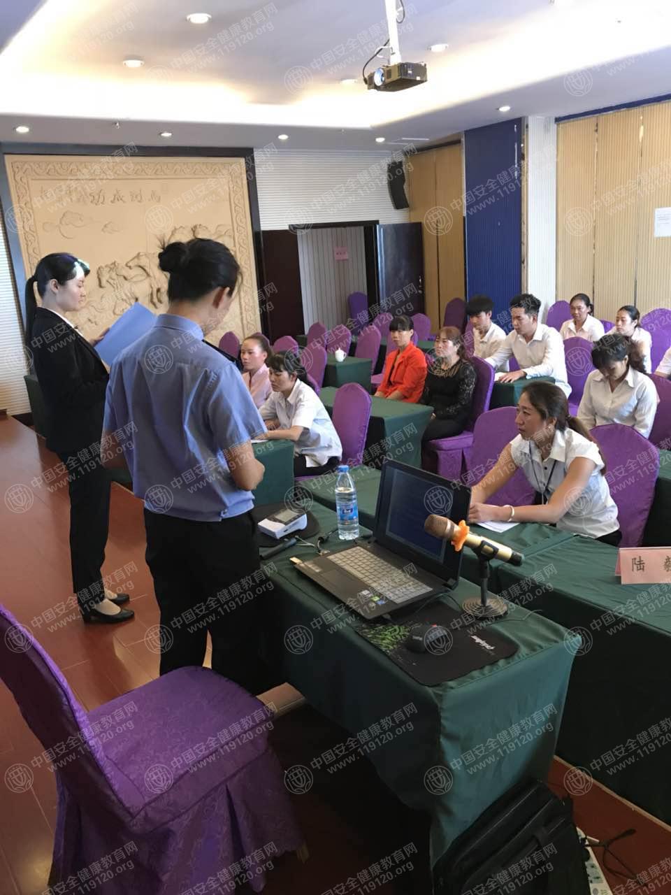 昆明市福昇花园酒店8.1刘薇2.jpg