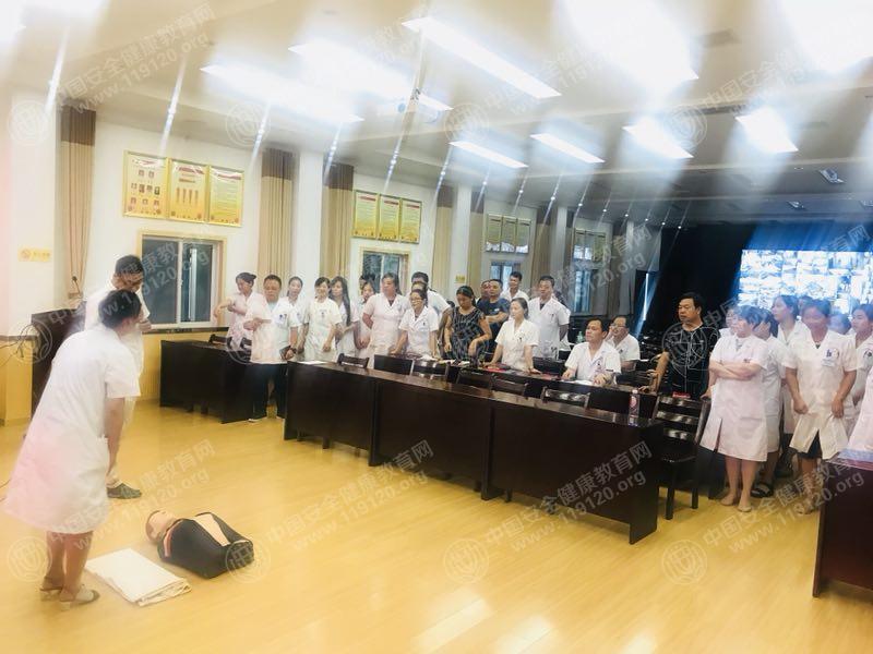5b64118750b060.jpg 微信图片_201808031018203.jpg
