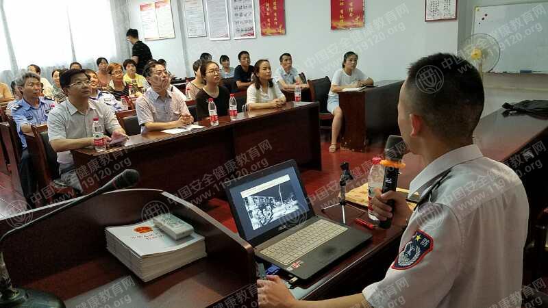 20180809市侨联、澜湖社区王好3.jpg