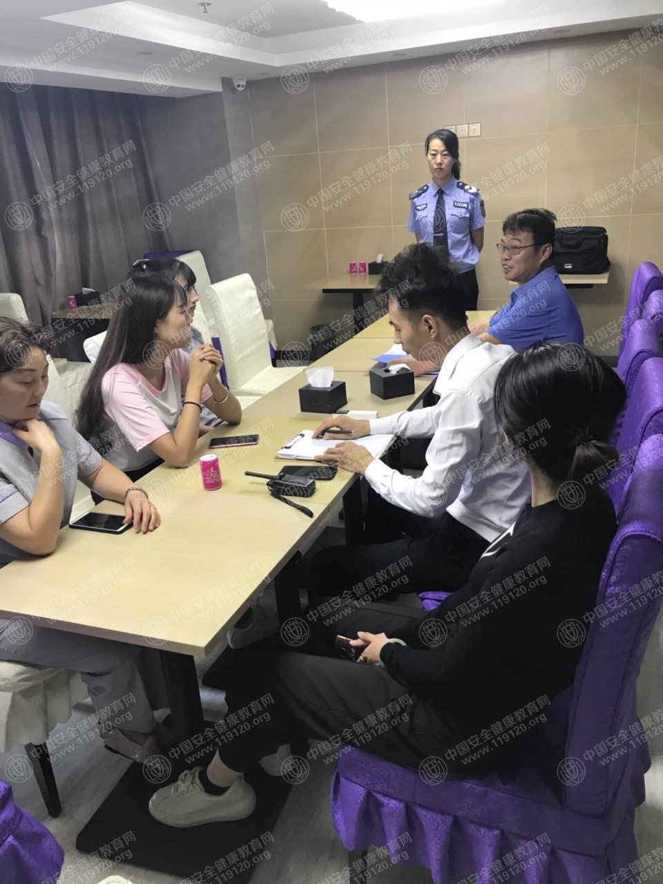 昆明市丽枫酒店8.17刘薇1.jpg