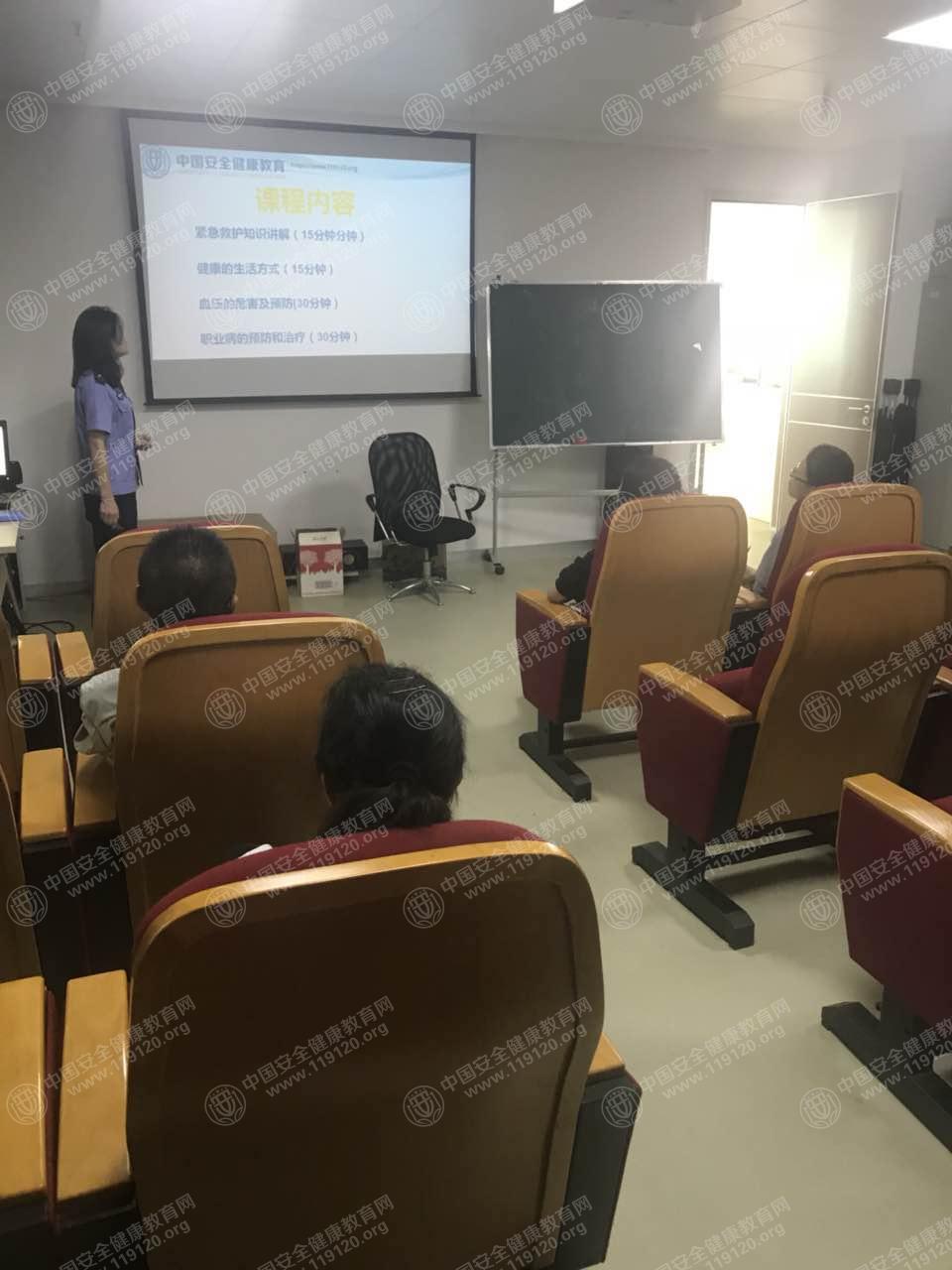 昆明市华美科技8.24武文林3.jpg