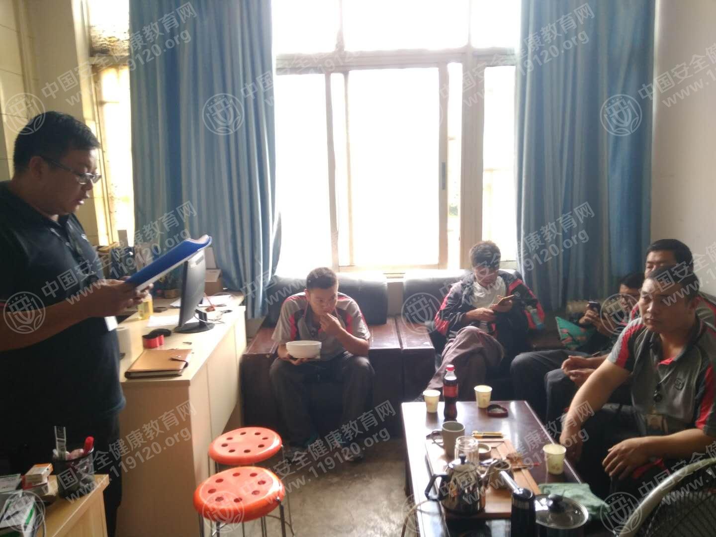 昆明市顺丰快递（汇龙商厦店）孙世海1.jpg