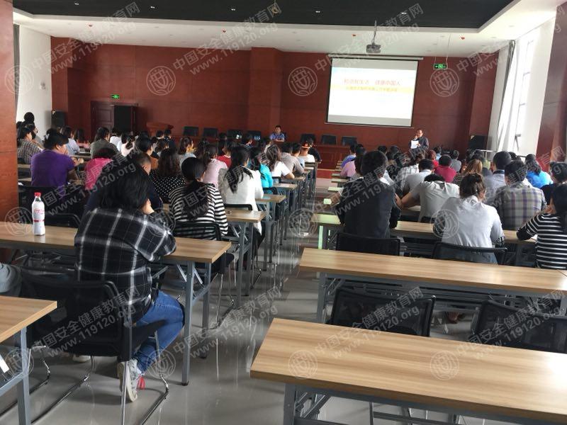 云南昊邦制药有限公司9.7张金名1.jpg