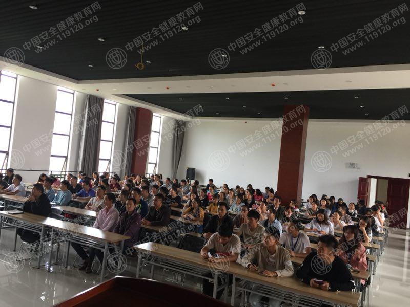 云南昊邦制药有限公司9.7张金名2.jpg