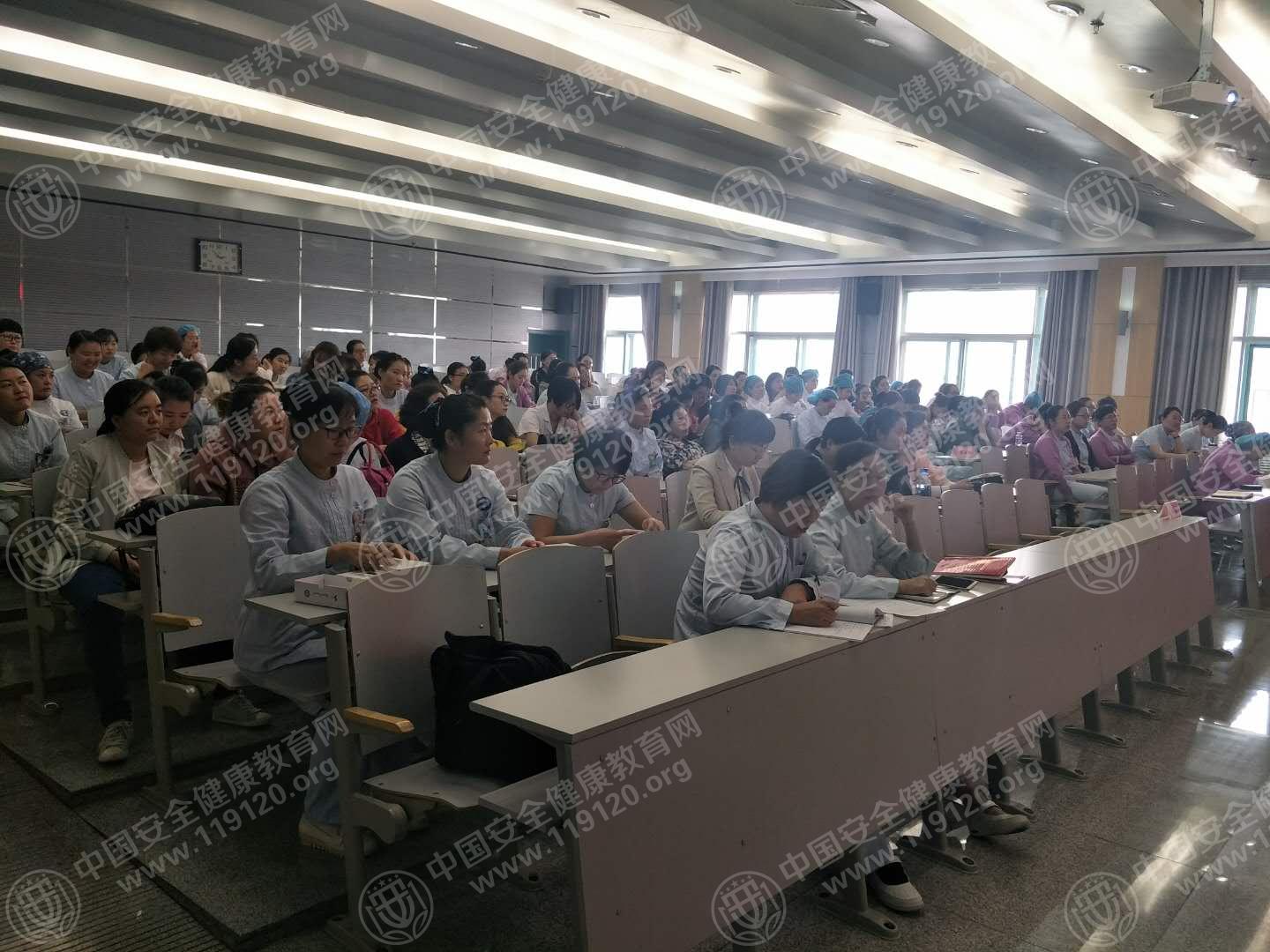 5ba1ca554b3be0.jpg 银川市第一人民医院护理部1.jpg