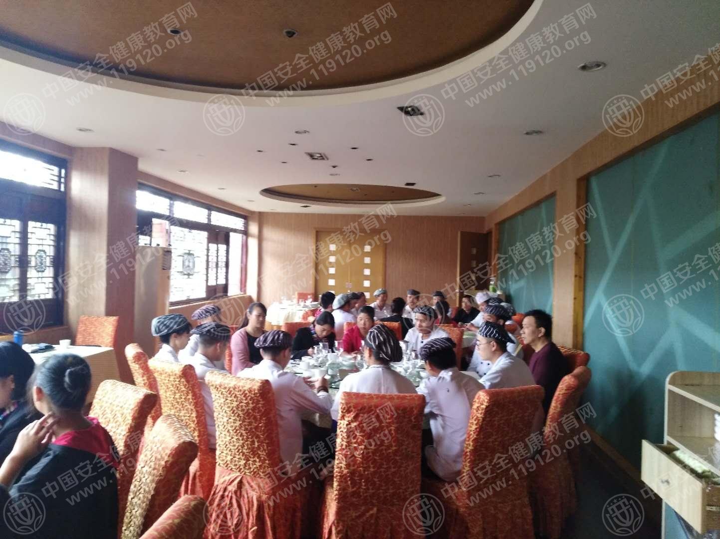 昆明市阳光闲庭（金辰店）10.8刘薇3.jpg