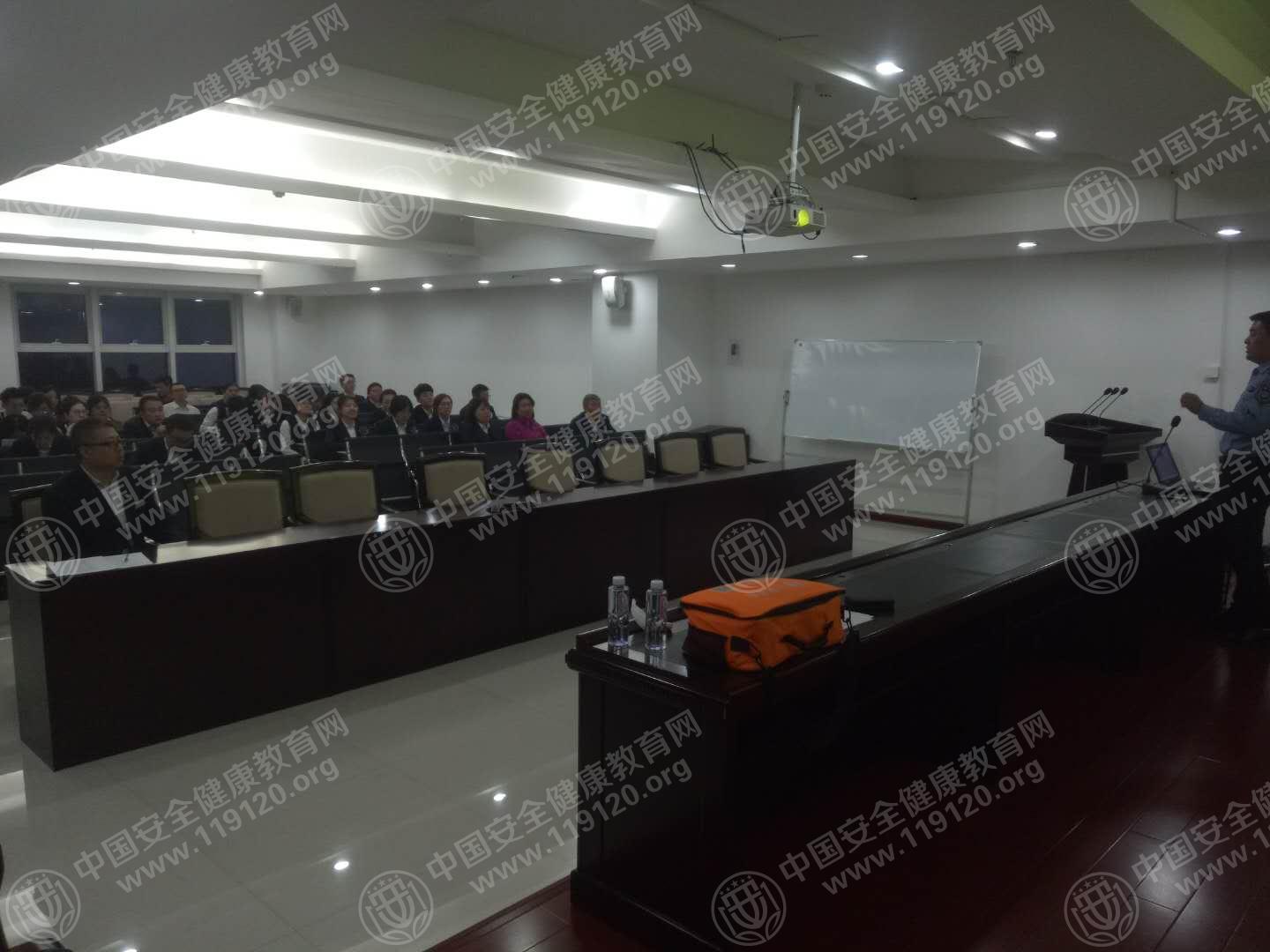 5bc7e9f868dd80.jpg 微信图片_20181018100314.jpg