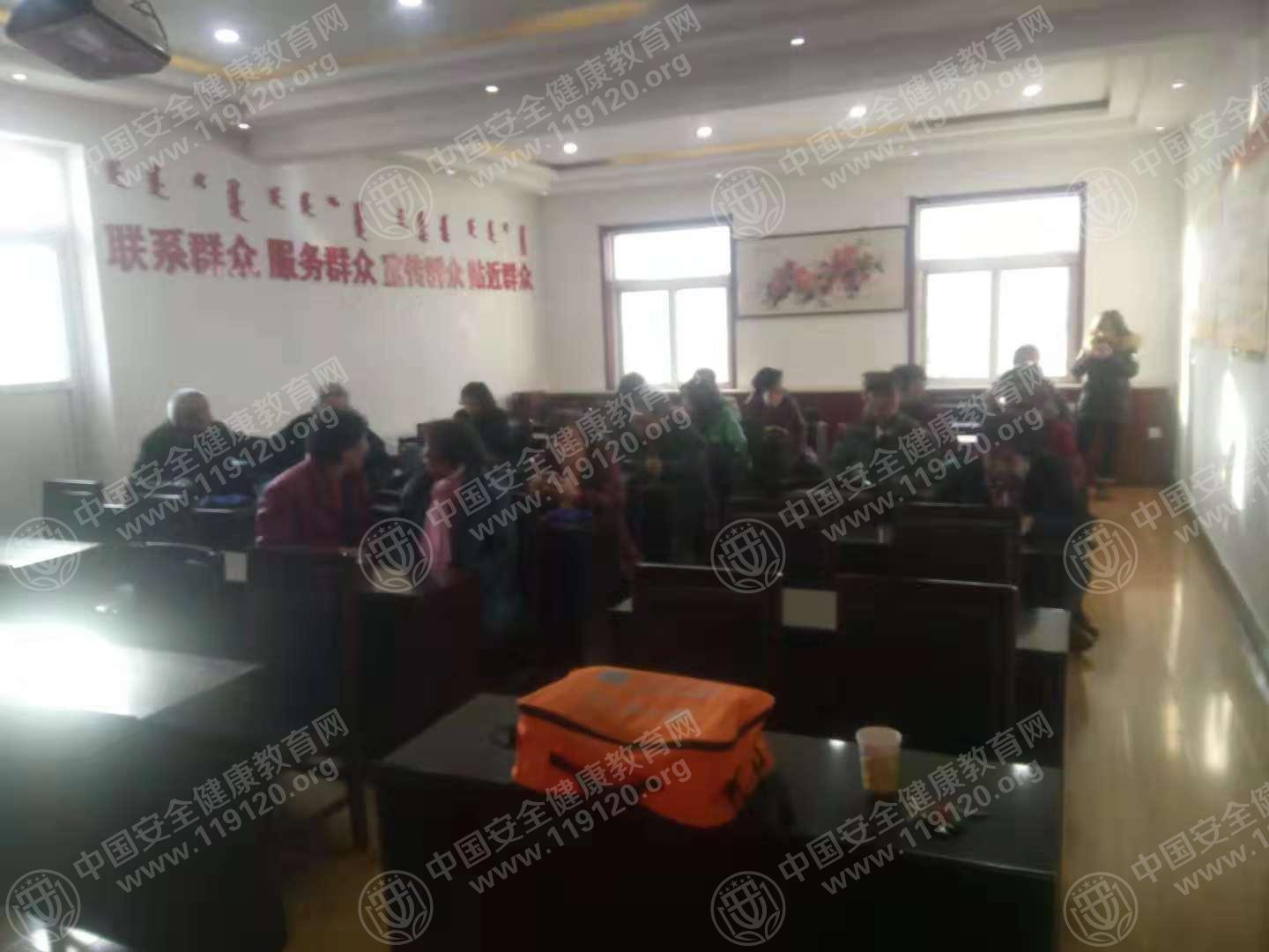 5bf6507d672450.jpg 微信图片_20181122144506.jpg