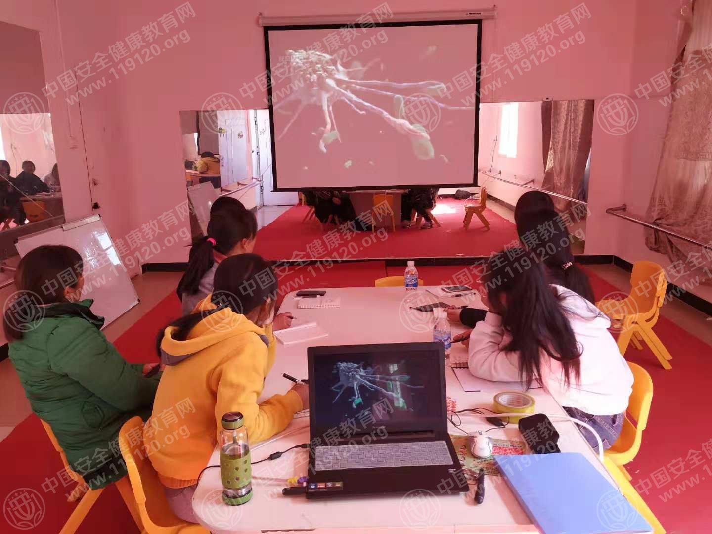 昆明市七甸马朗幼儿园12.10孙世海2.jpg