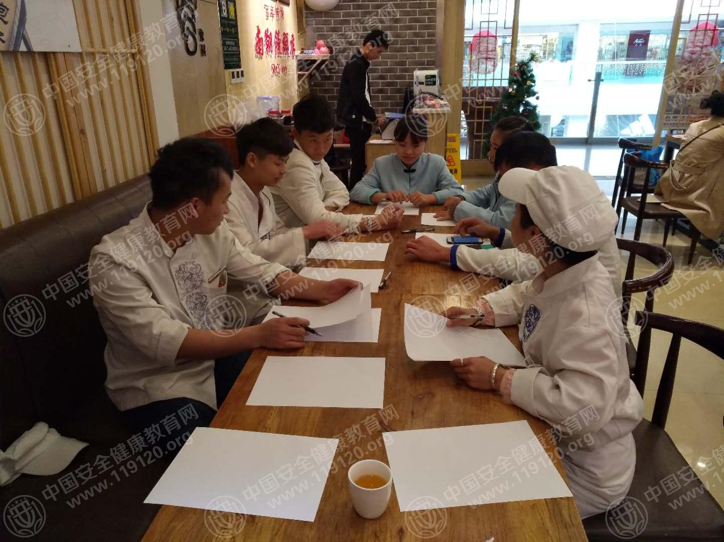 昆明市南翔馒头柏联广场店12.181.jpg
