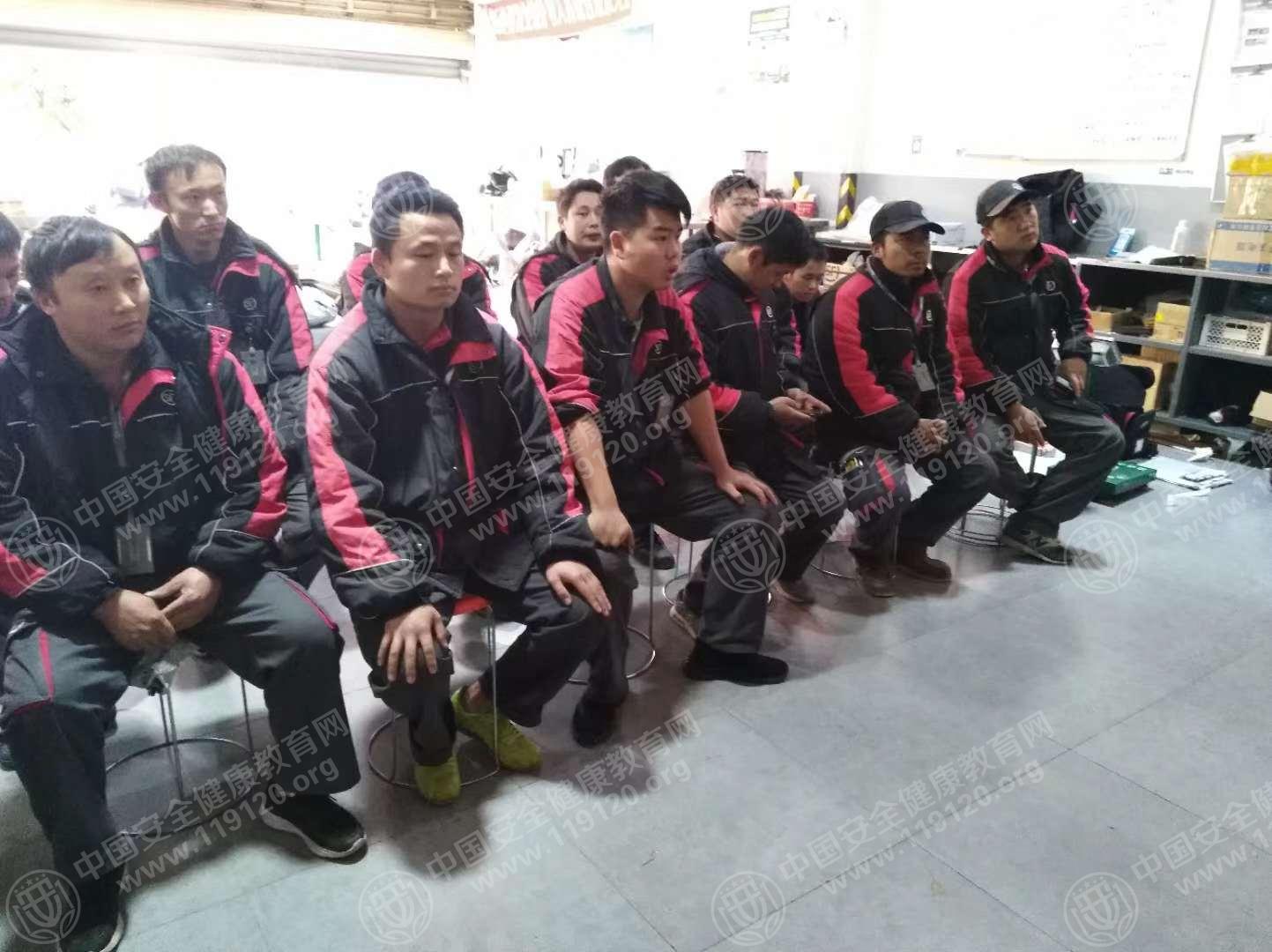 昆明市顺丰快递（顺通大道）12.20朱思琪1.jpg