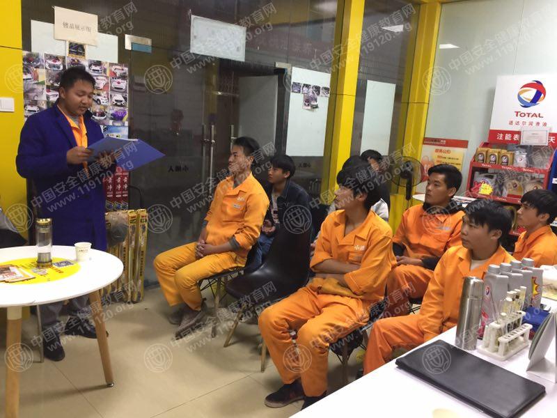 昆明市小矮人汽修（腾云店）1.24刘薇1.jpg
