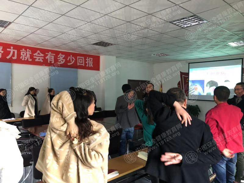 云南佳能达医药有限公司3.7武文林2.jpg