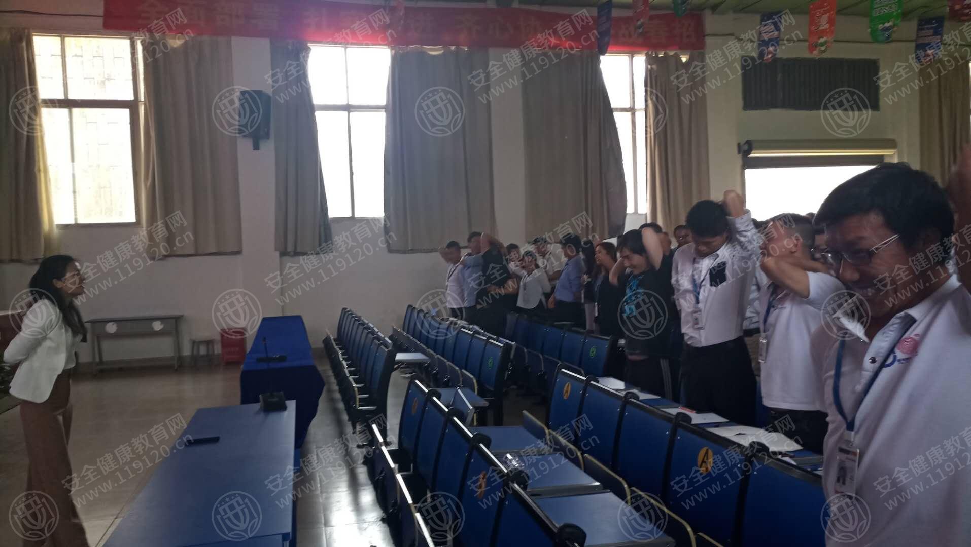 云南新华电脑学校4.26武文林3.jpg