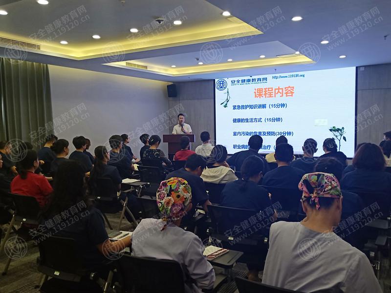 云南博雅医院5.22张金名2.jpg