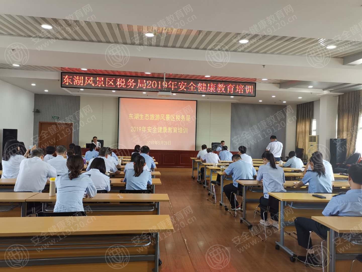 5cecefa515bd20.jpg 1.jpg