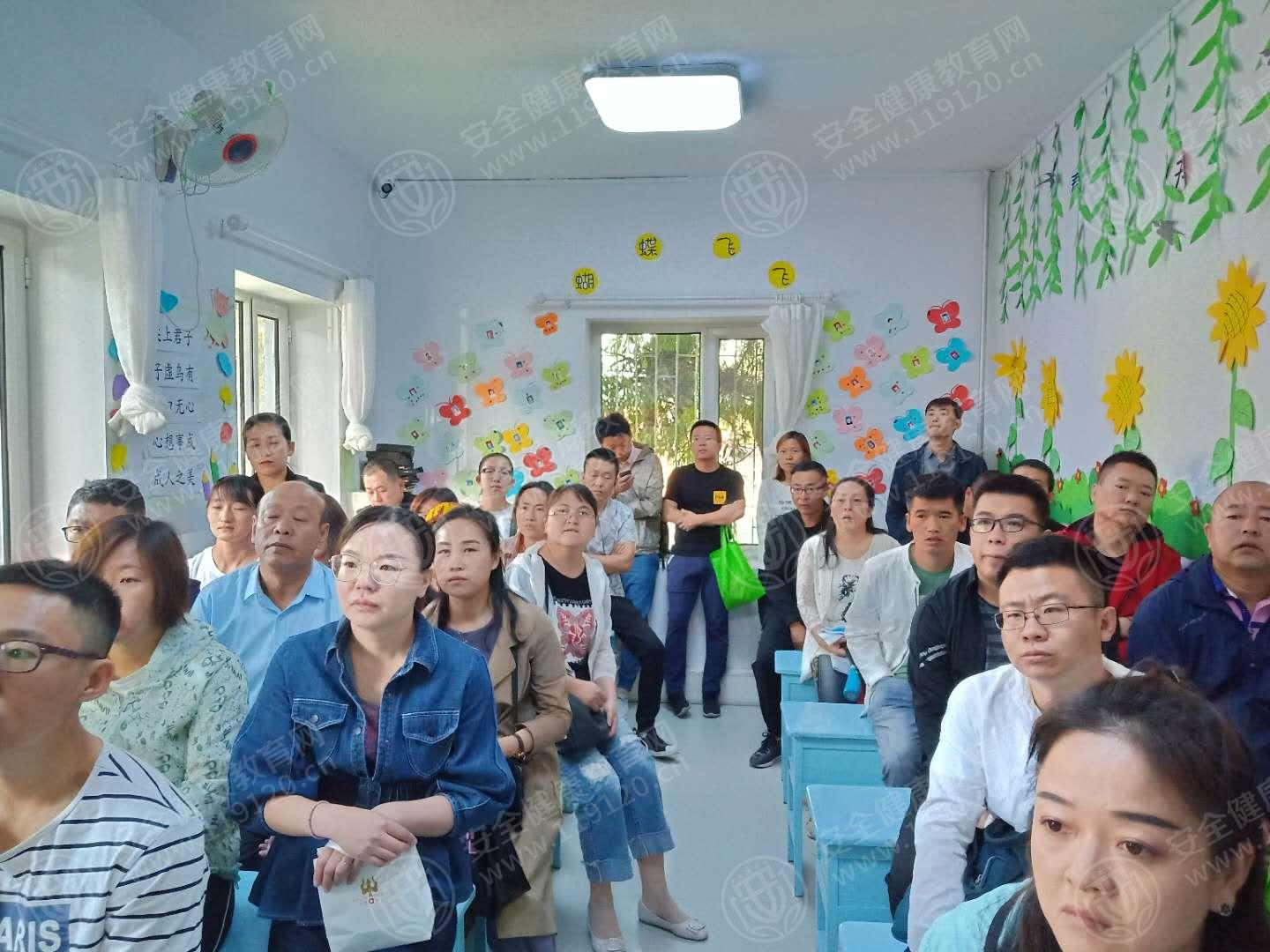 5cf0ddc4ebf770.jpg 4a5905c5422f2c155674c499ee26e58.jpg