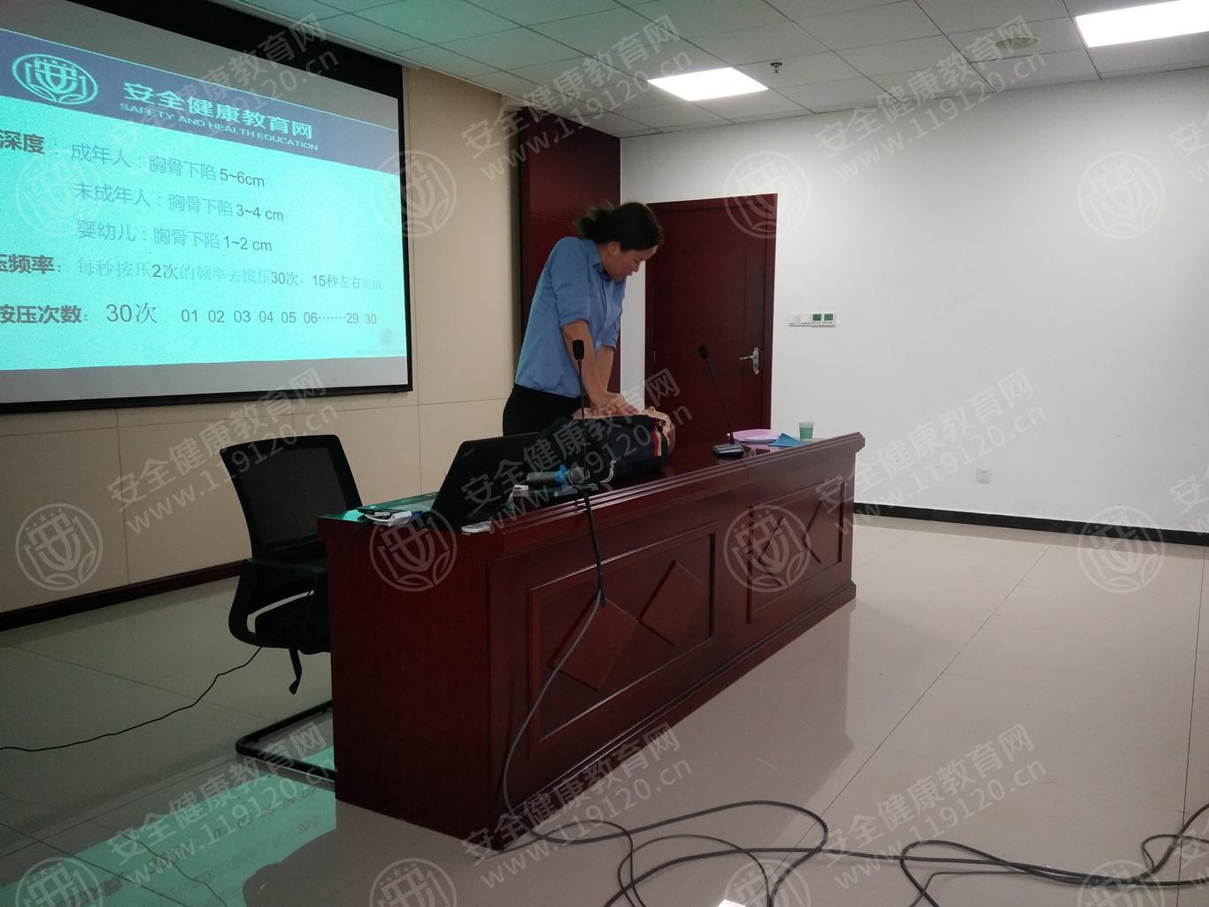 微信图片_20190624094941_副本.jpg