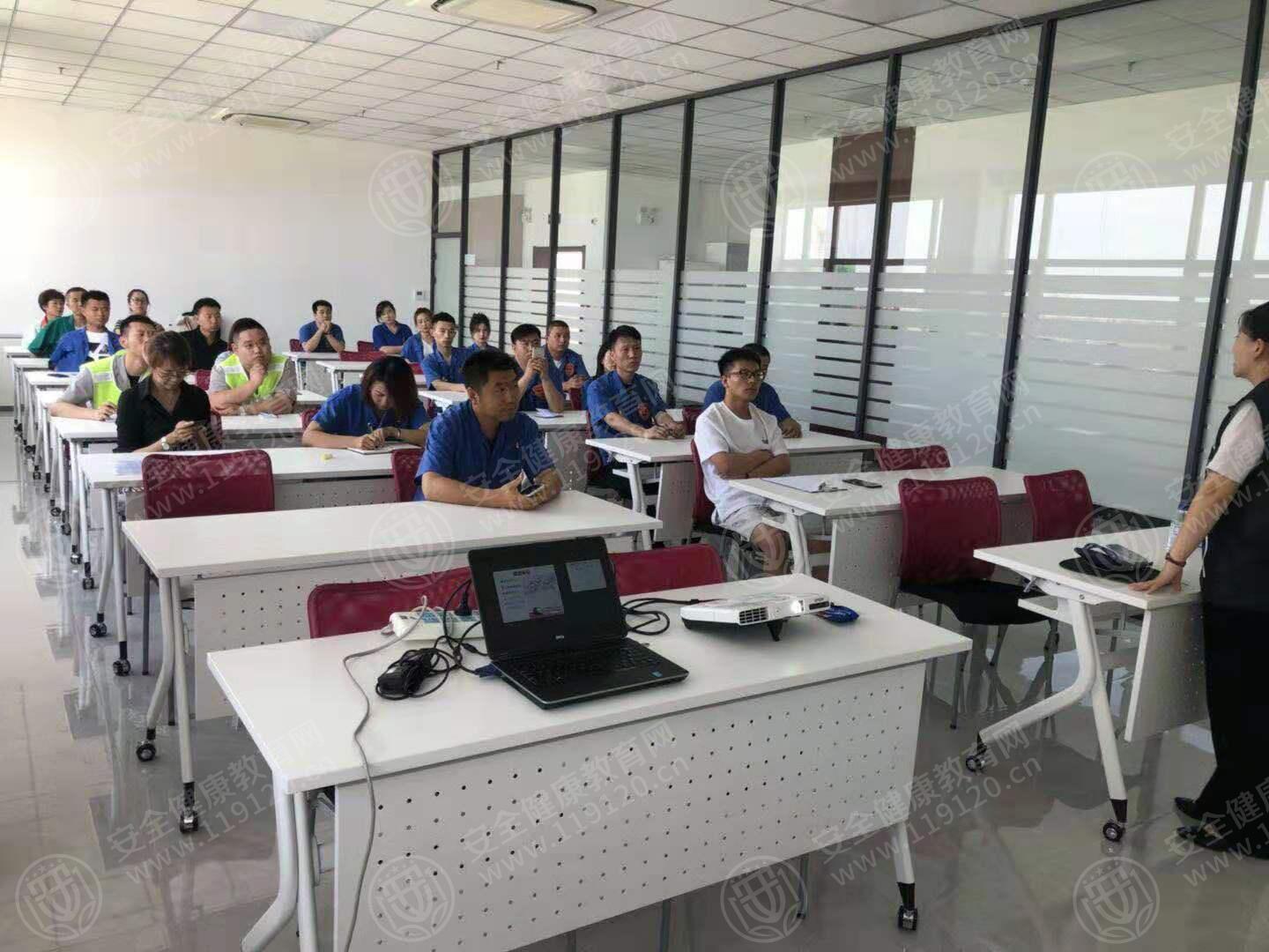 7.10王丽双长春一汽富晟李尔汽车电器电子有限公司2.jpg
