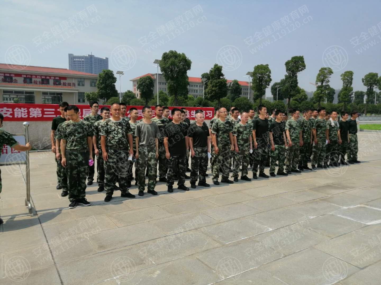 5d2c266a052e60.jpg cdce9fbf30a98b0b6fe96b60717a190.jpg