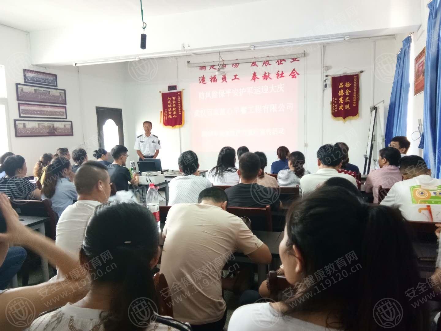5d3ff5b95c3e00.jpg d112cb30c10c675e5fdba23aa8eeea3.jpg