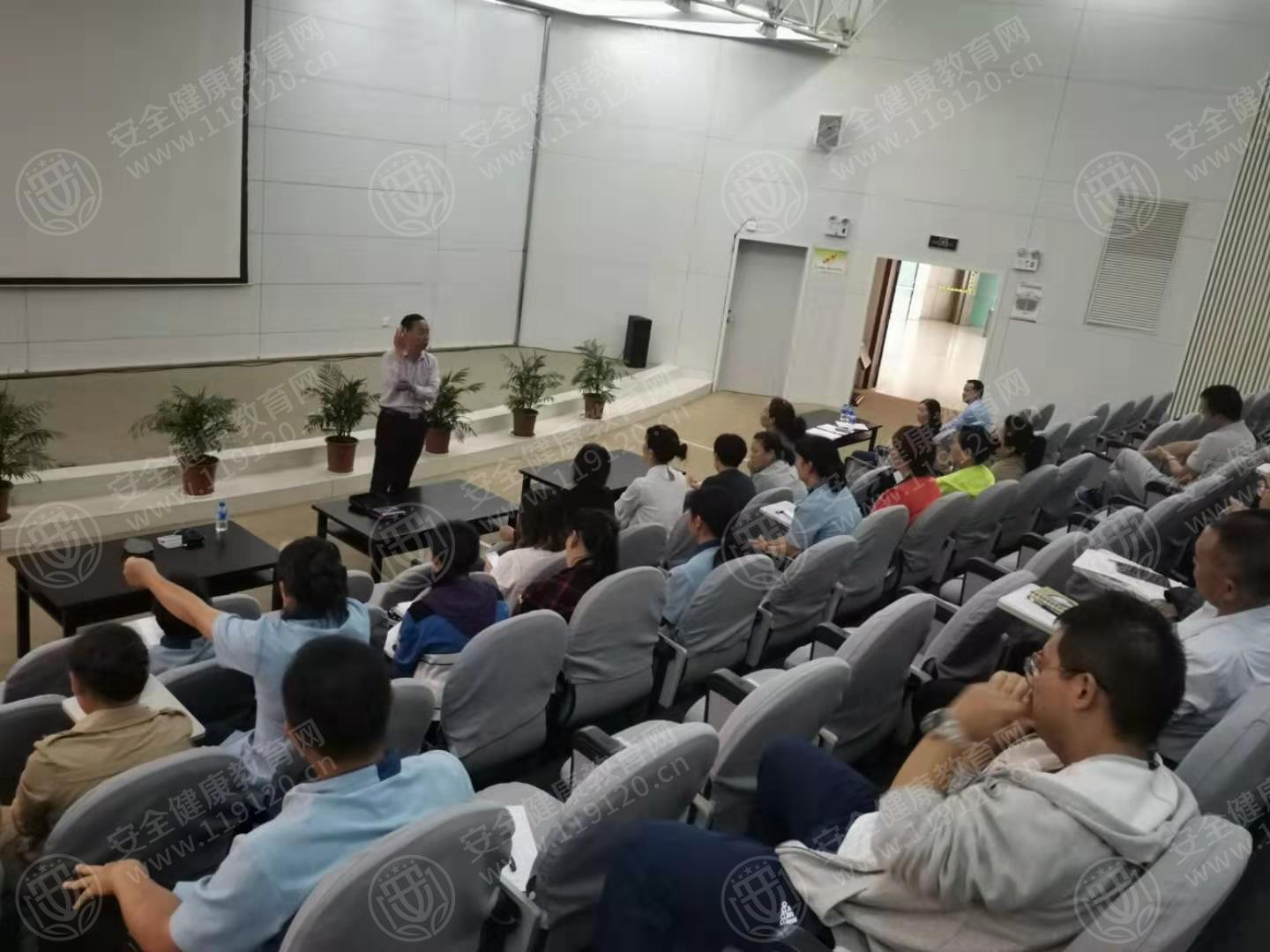 云南红塔体育中心9.34.jpg