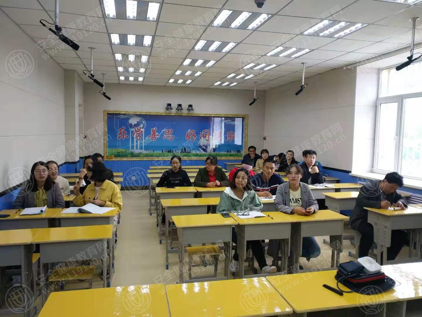 学校.jpg