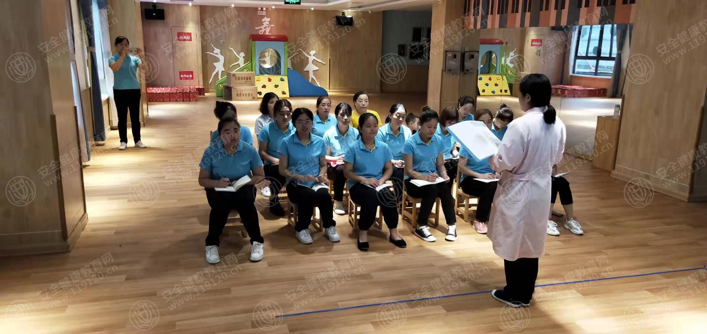 西安蒙特梭利幼儿园9.11（3）.jpg