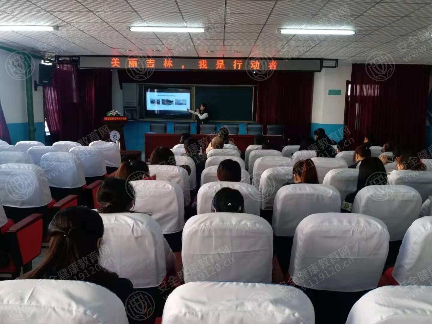 11.15仲奕霖 九台区饮马河中心学校.jpg