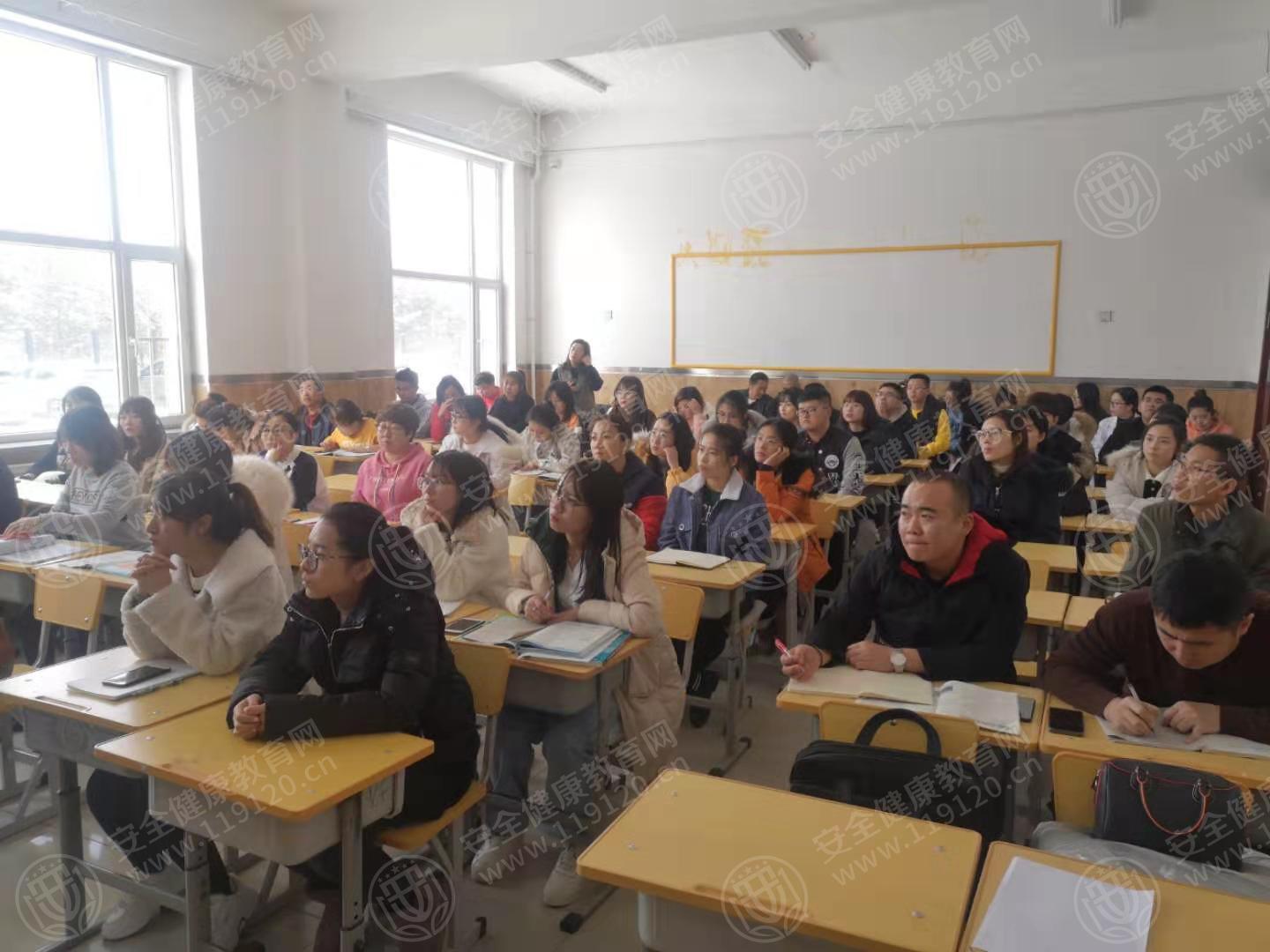 11.18马钰铭 威特学校2.jpg