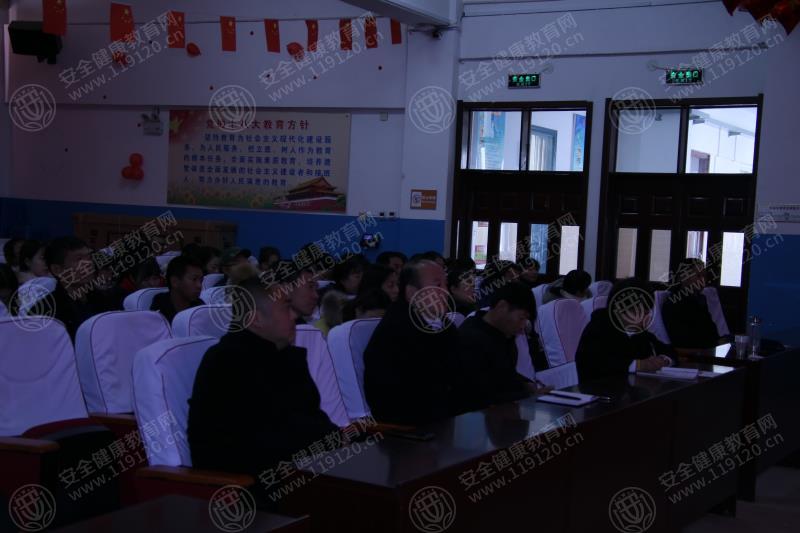 11.20毕傲情 九台区鸡鸣山中心学校2.jpg