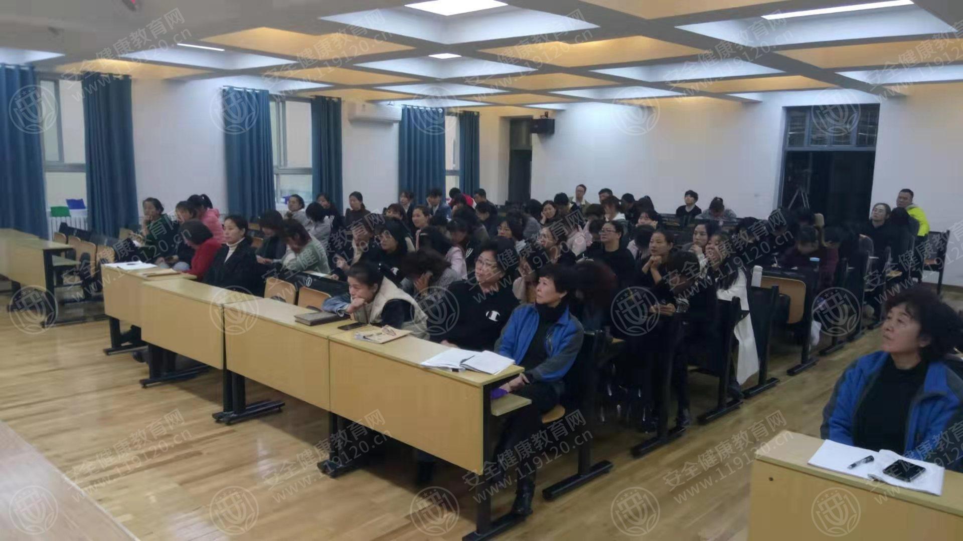 西安市中华世纪城小学11.15（3）谢恒.jpg