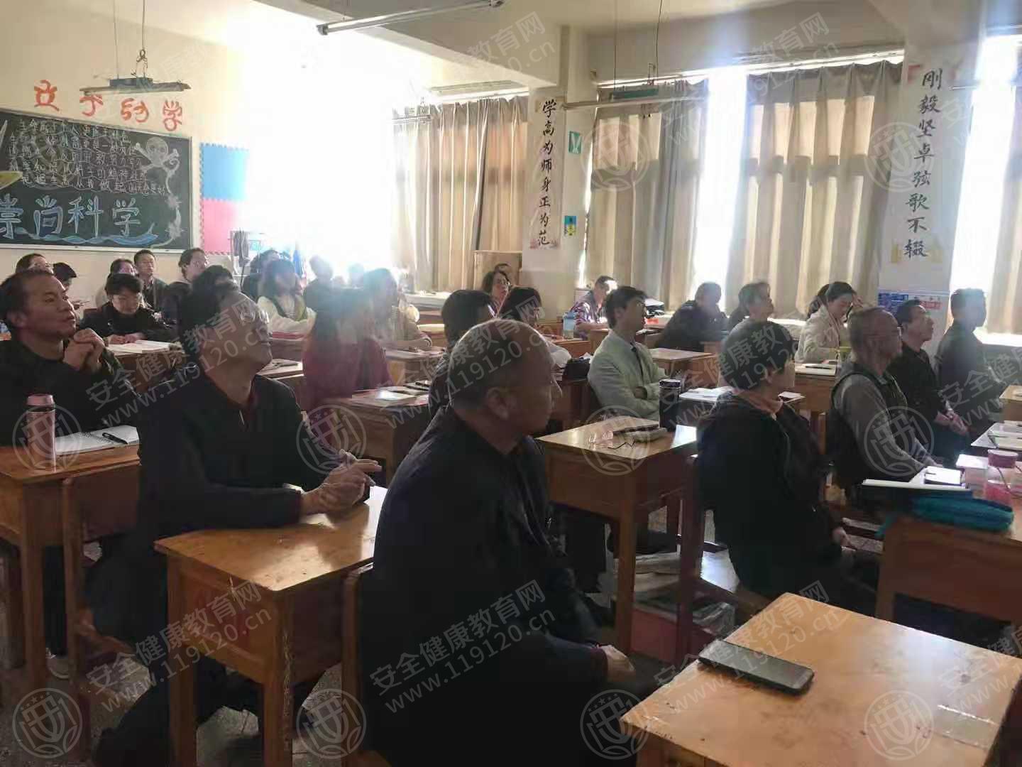 昆明市西山职业中学11.29武宏宇2.jpg