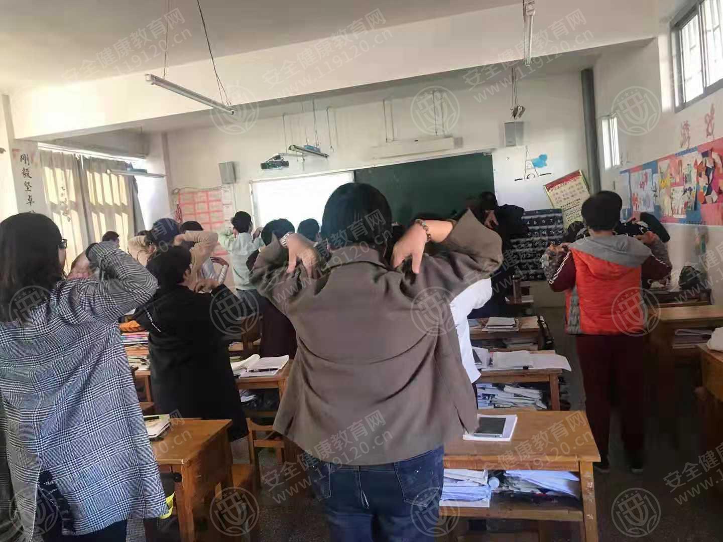昆明市西山职业中学11.29武宏宇7.jpg